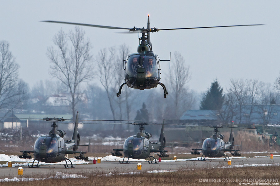 Senke - Shadows / Sa-341 Gazelle © Dimitrije Ostojic